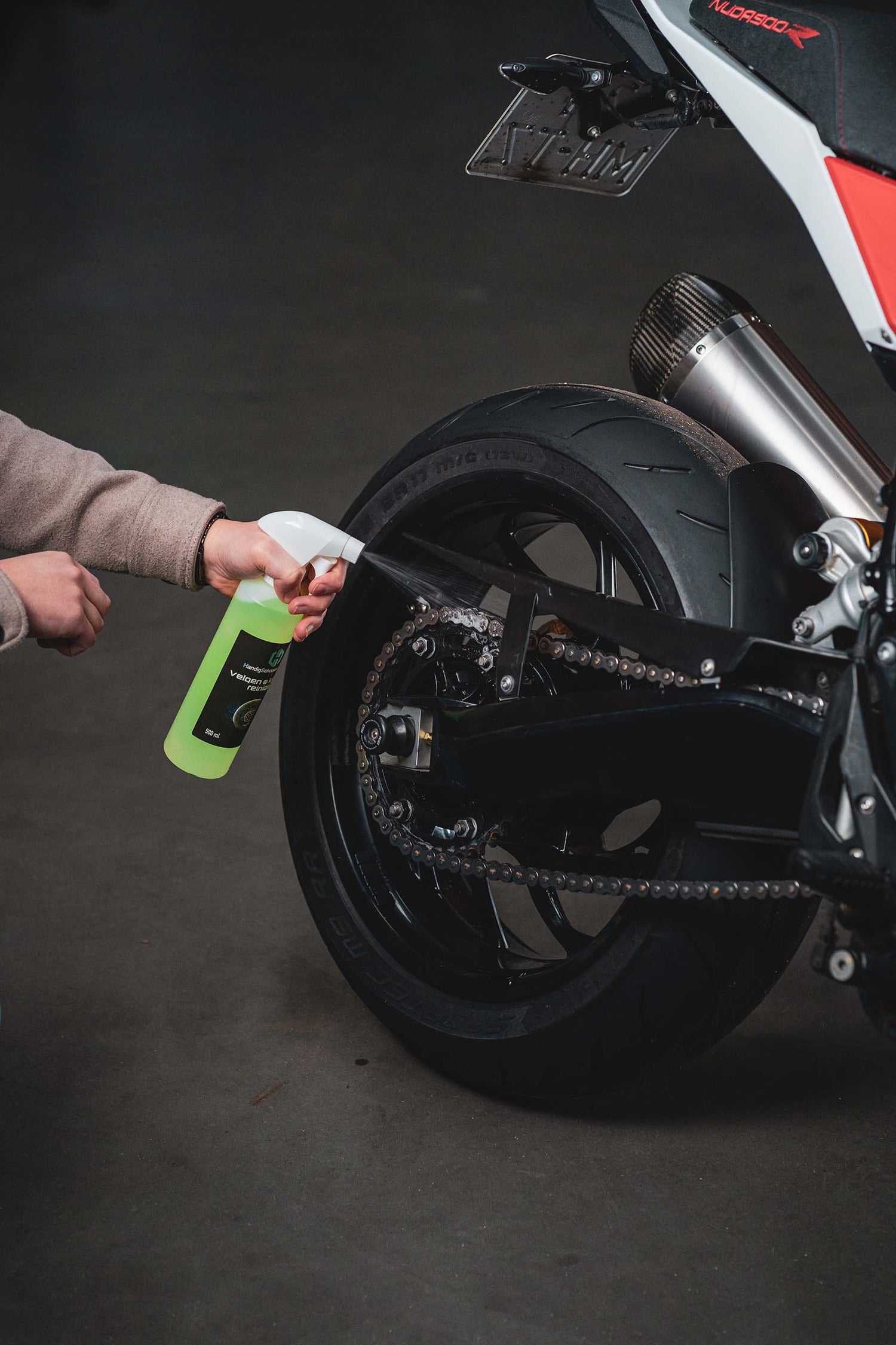 Motorreiniger L pakket - uitgebreid wassen